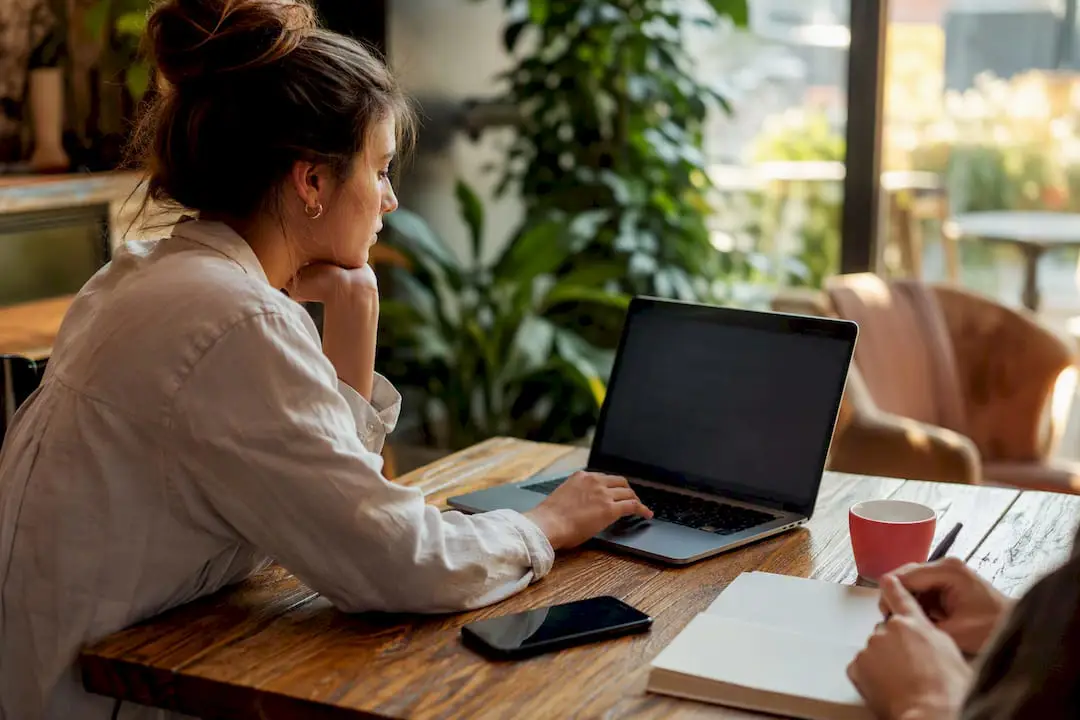 SLA Response Time: Benchmarks and Targets by Priority